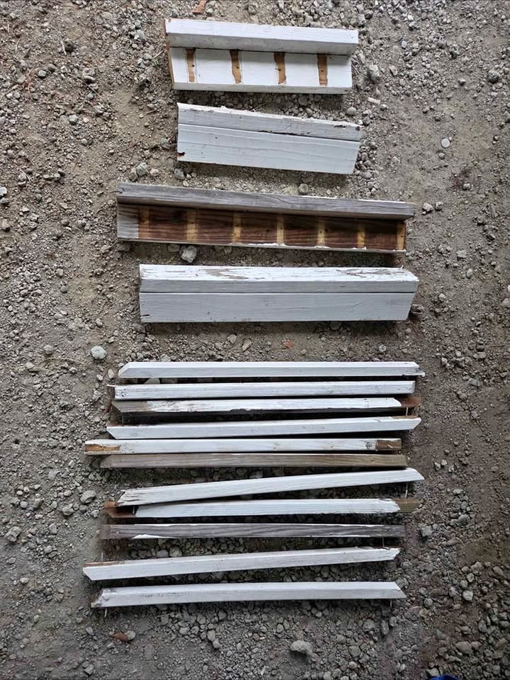 Reclaimed Wood lot $10