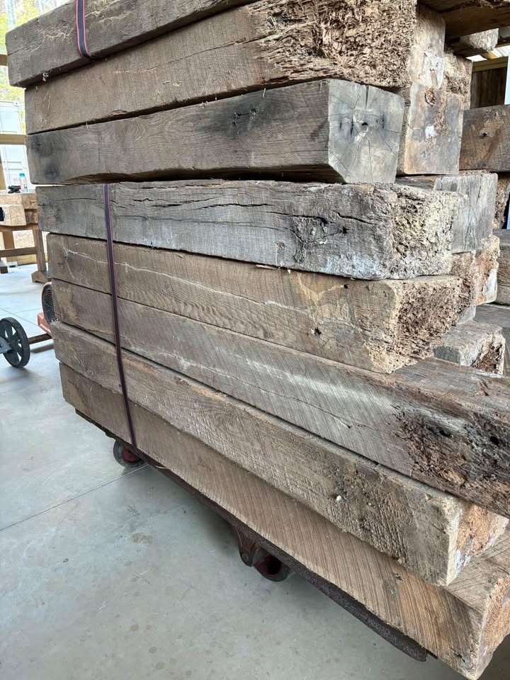 Attention Woodworkers!
Antique White Oak Beams 6”x8”x48” - Image 4
