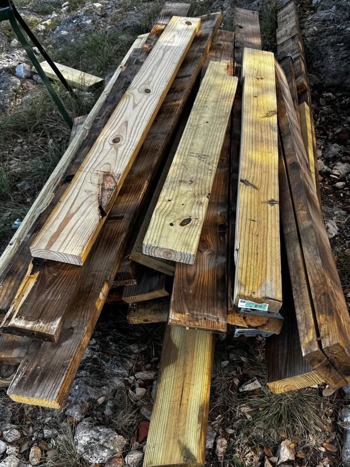 Lot of New and Reclaimed ￼2 x 6 pressure treated wood. - Image 1