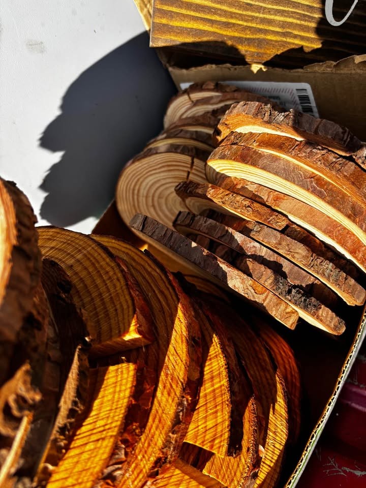 Wooden slabs from wedding - Image 3