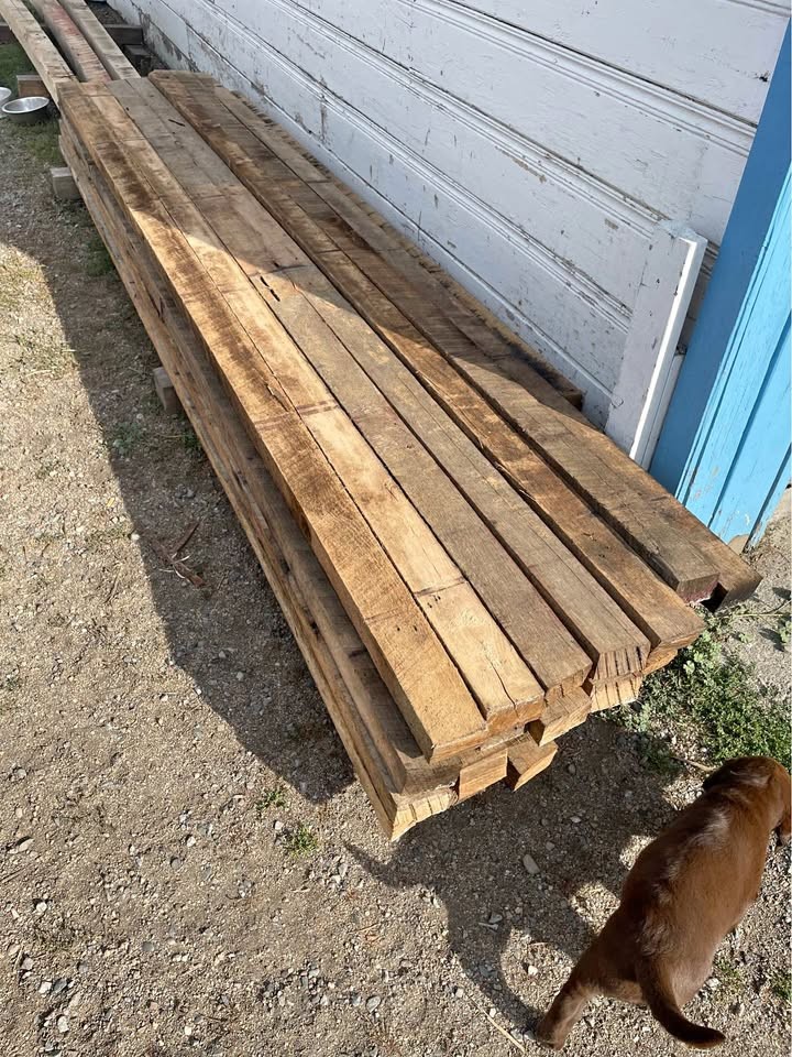 2/12” x 3,1/2” x 10’. Oak hardwood. 31 pieces available. $5 each piece - Image 1