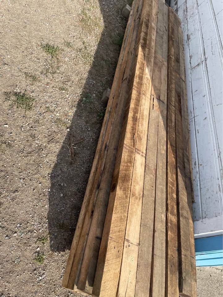 2/12” x 3,1/2” x 10’. Oak hardwood. 31 pieces available. $5 each piece - Image 2