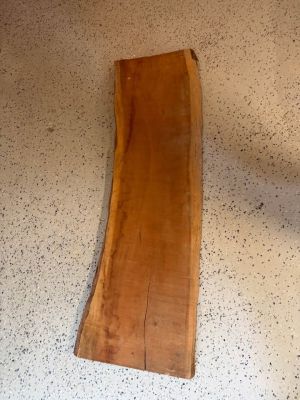 Hardwood Lumber Scraps and Slabs
