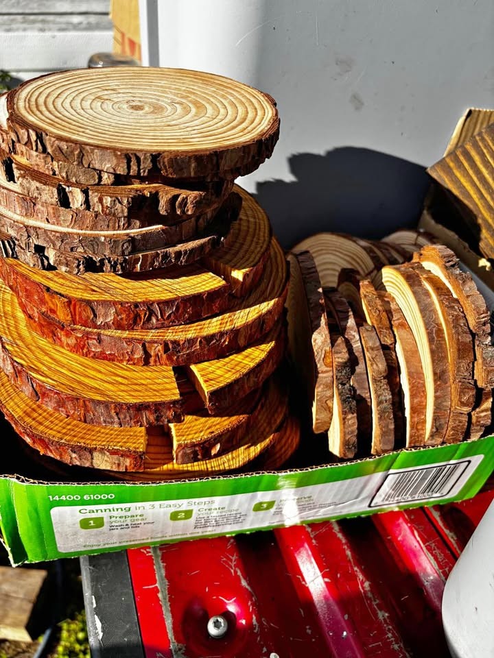 Wooden slabs from wedding - Image 1