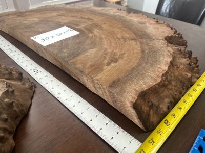 Wood - Clara Walnut / Live Edge Slab