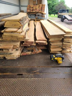 Live Edge 4/4" Slabs, WO, Walnut & Cherry