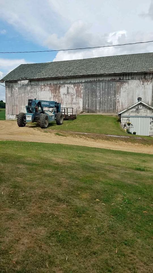 Barn boards - Image 1