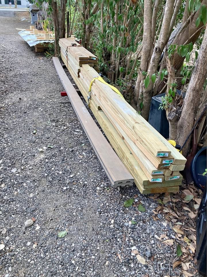 3—2x12x16.                                             1—-2x12x12.   24—2x4x8.               4–2x6x8 - Image 1