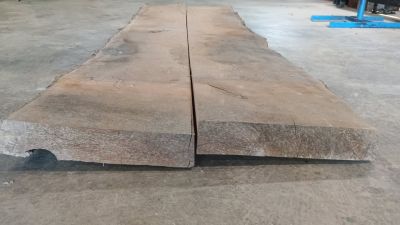 Dried cherry lumber