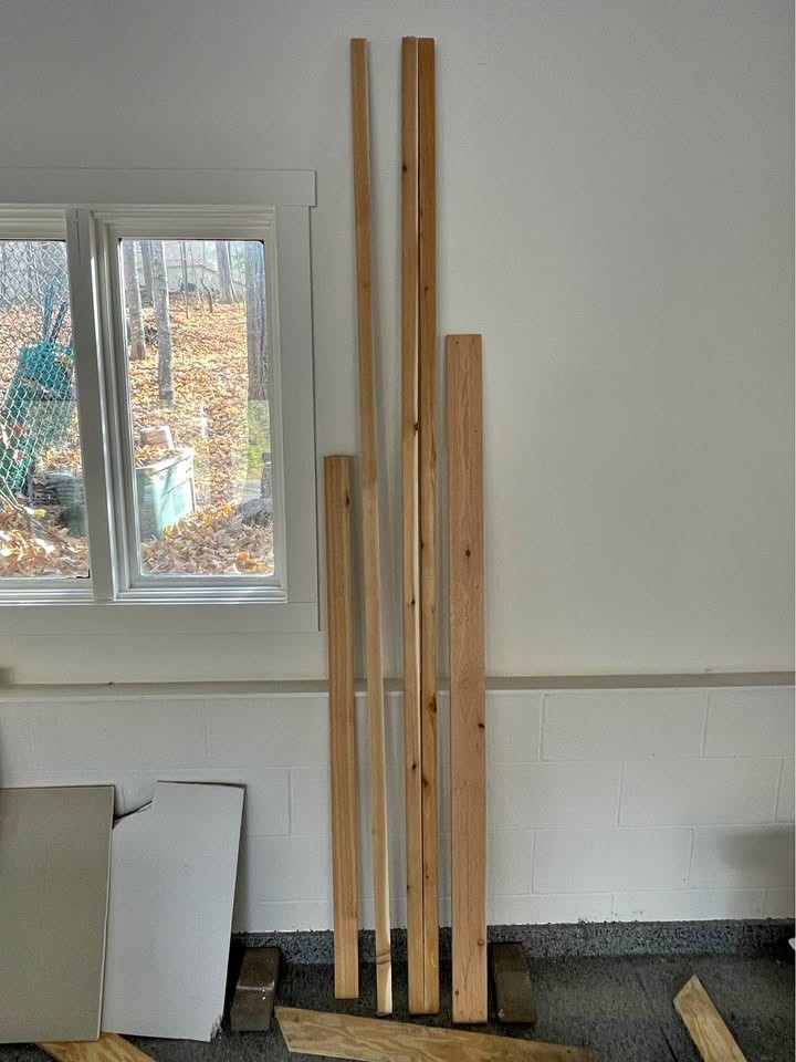 Assorted Cedar Lumber Boards

Two 8’ cedar 2x2 plus some other 1x2, 1x3 and 1x4 pieces