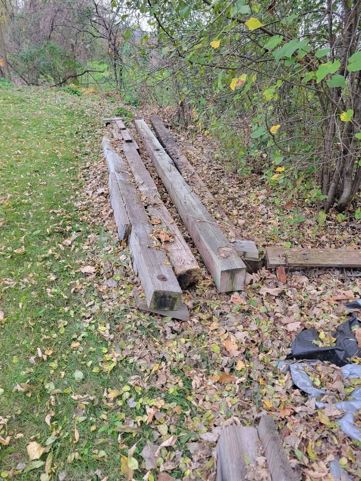 Reclaimed Wood Planks and Beams - Image 4