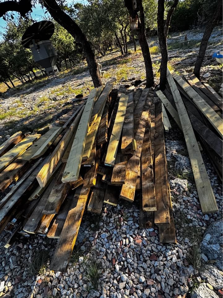 Lot of New and Reclaimed ￼2 x 6 pressure treated wood. - Image 5