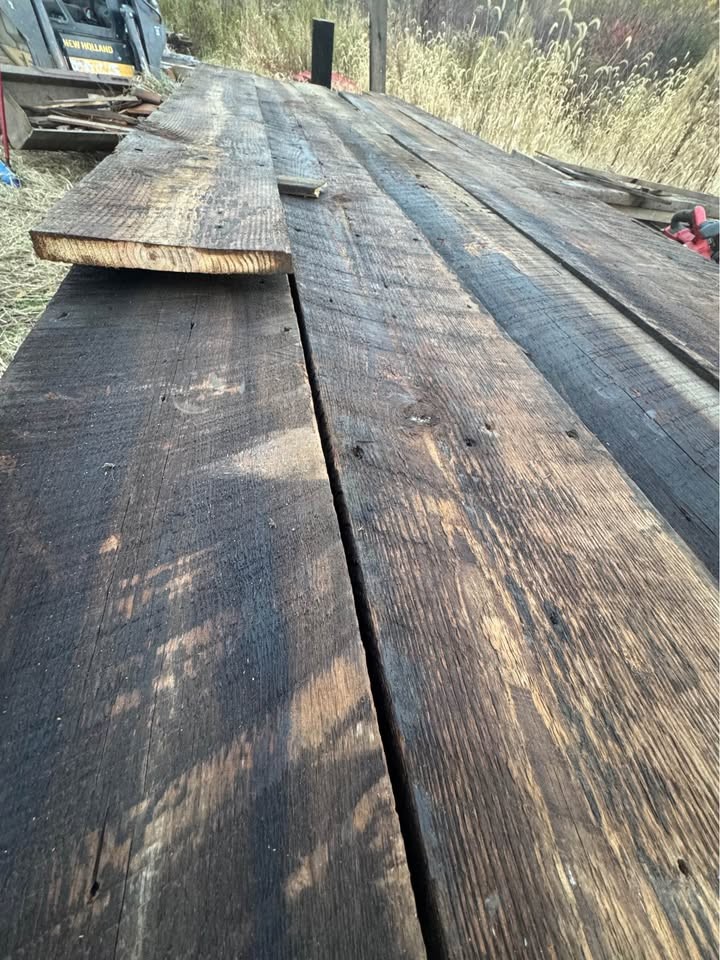 Reclaimed S4S 1x8 Pine Boards - Image 5