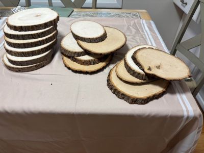 Natural Wood Slices for Crafts and Decor . Great for tablescapes.
.