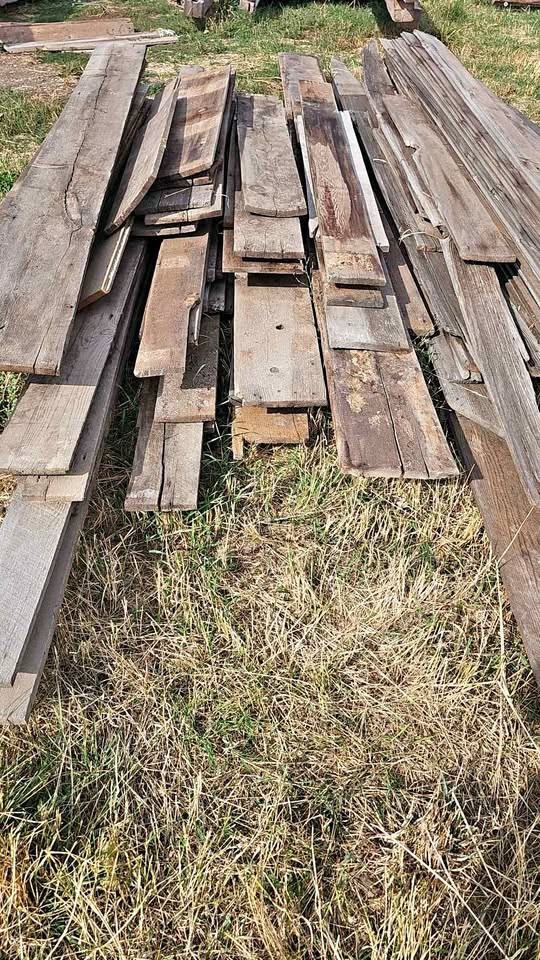 Reclaimed Barn Wood Planks and   Posts - Image 1