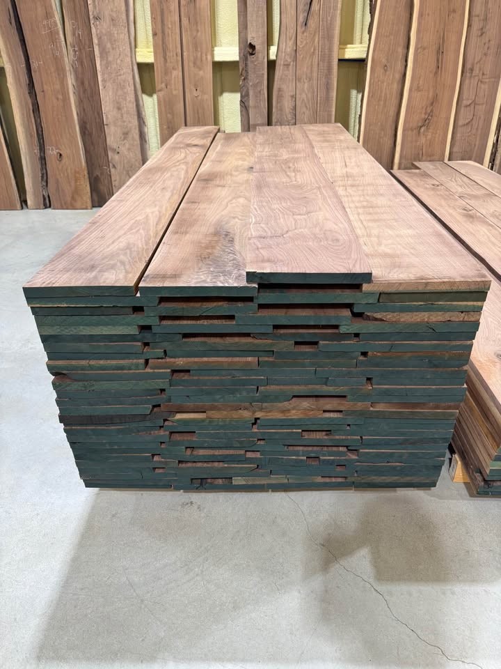 10”+ Wide 4/4 FAS Walnut Lumber - Image 3