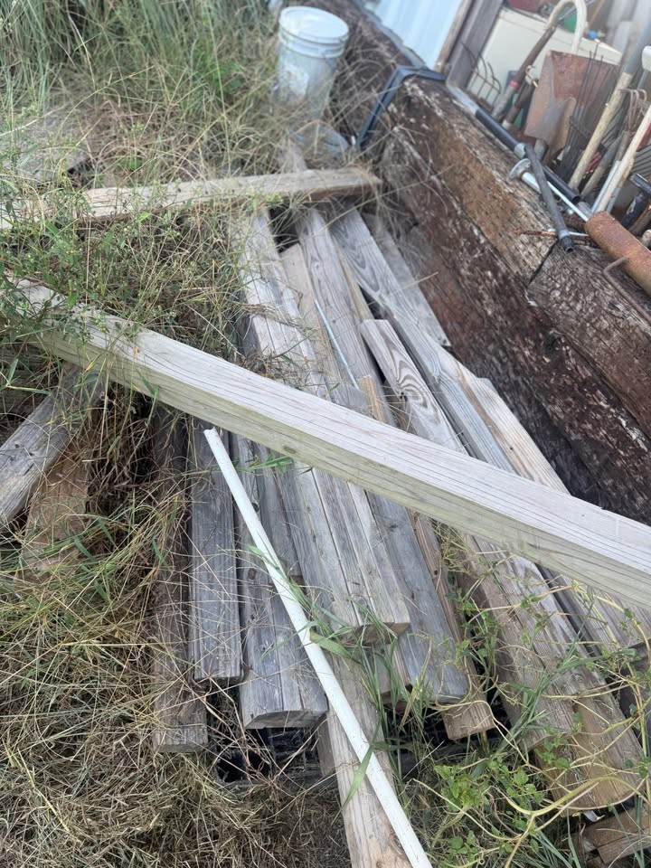 Reclaimed Lumber and Wood - Image 4