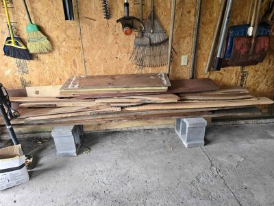 Assorted Hard Wood Boards