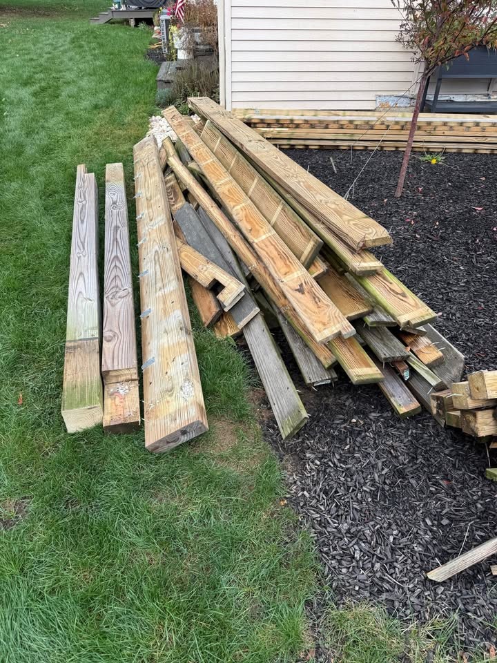 Reclaimed Pressure Treated Lumber Bundle - Image 2