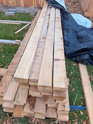40 Cedar 2x4’s