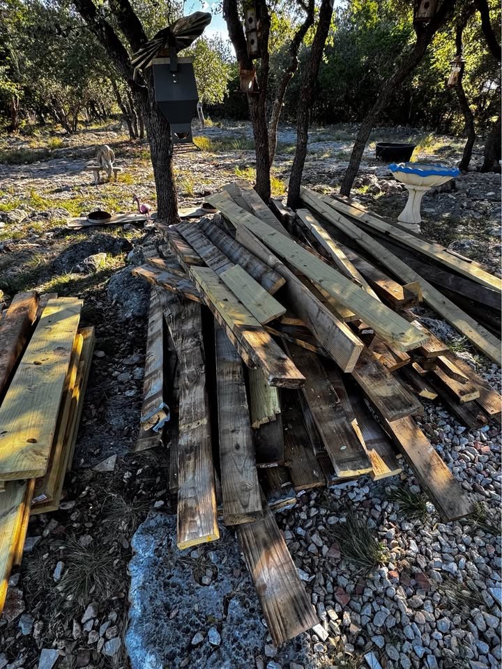 Lot of New and Reclaimed ￼2 x 6 pressure treated wood. - Image 6