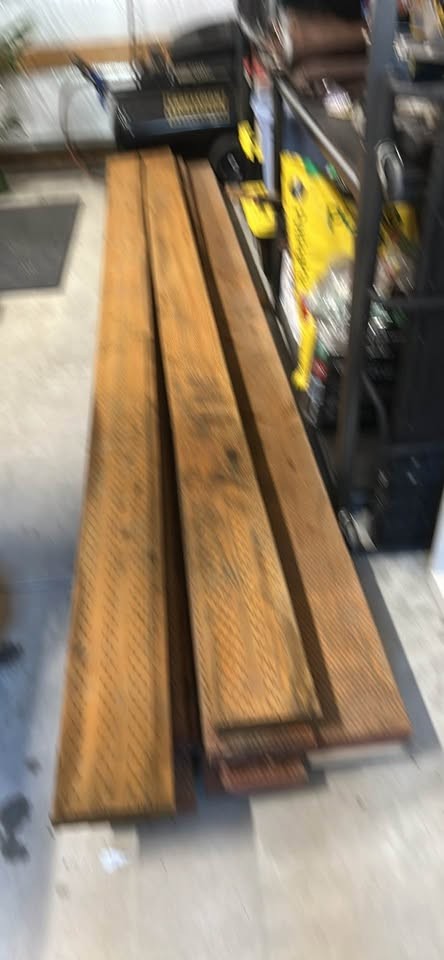 Cedar post - Image 2