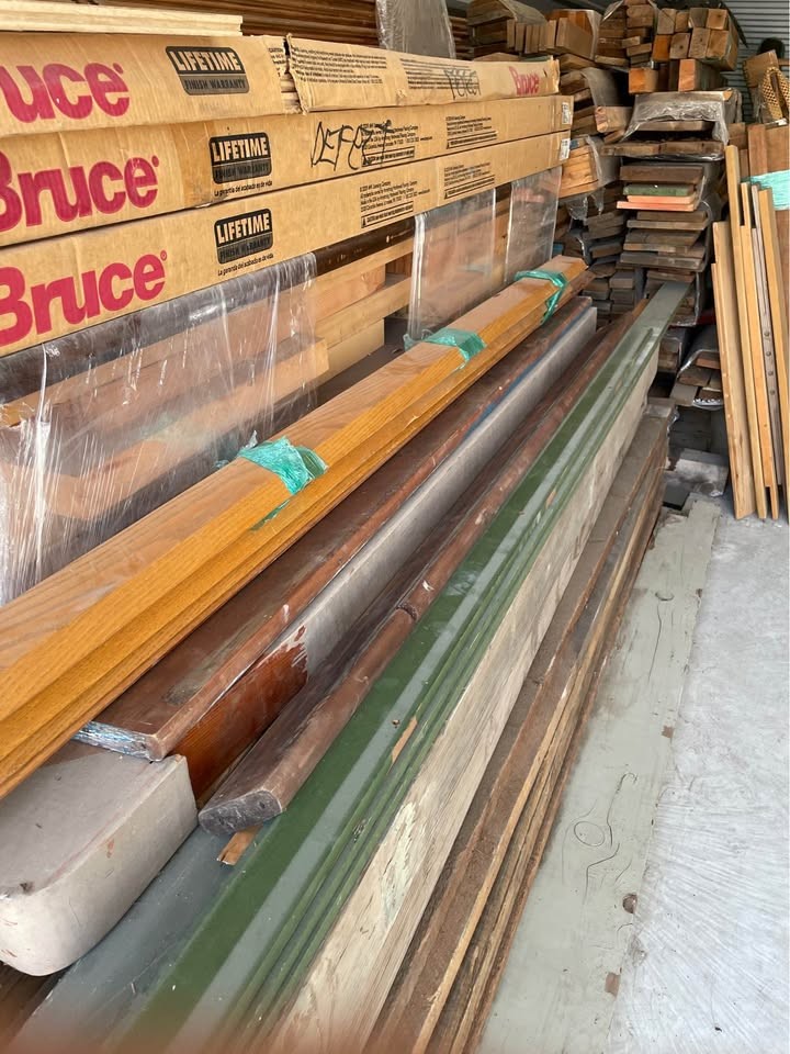 Bundles of premium furniture grade hardwoods- western red cedar, ponderosa Pine, Douglas fir, oak - Image 6