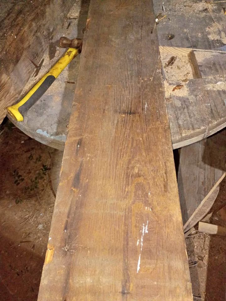 Beautiful reclaimed lumber - Image 1